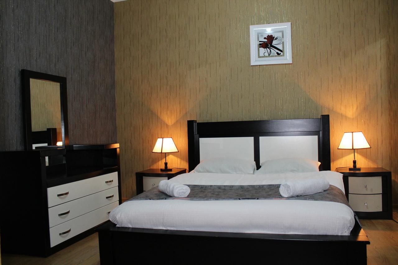טביליסי Hotel Elegant מראה חיצוני תמונה