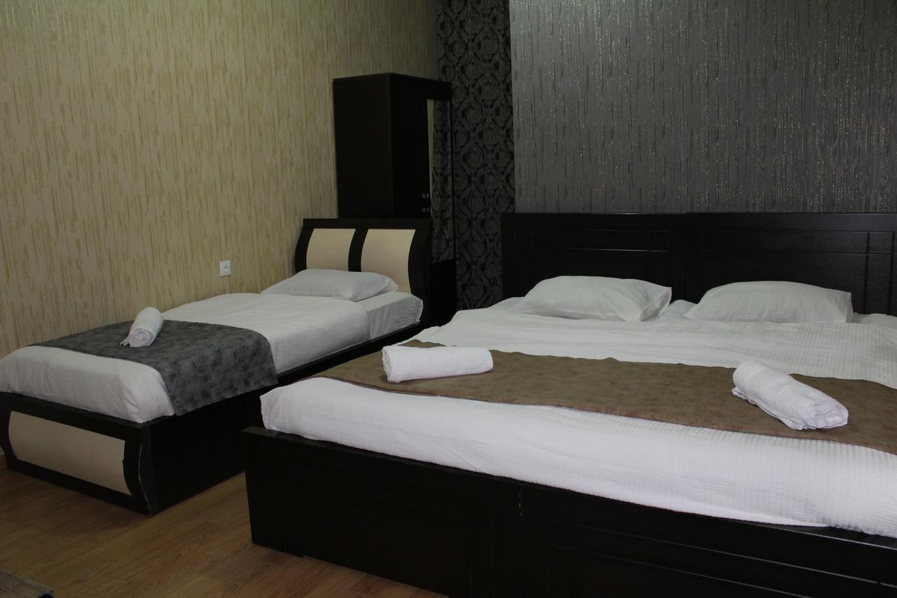 טביליסי Hotel Elegant מראה חיצוני תמונה